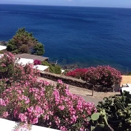 Holiday home Dammuso Dei Turchi By The Ocean *
