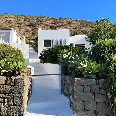 Dammuso Dei Turchi By The Ocean Holiday home