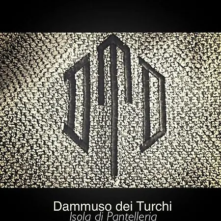 Holiday home Dammuso Dei Turchi By The Ocean *