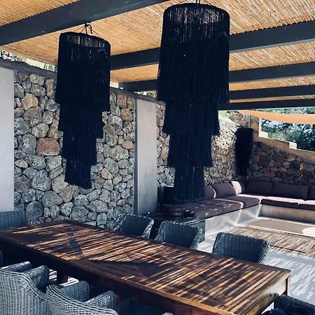 Dammuso Dei Turchi By The Ocean Holiday home